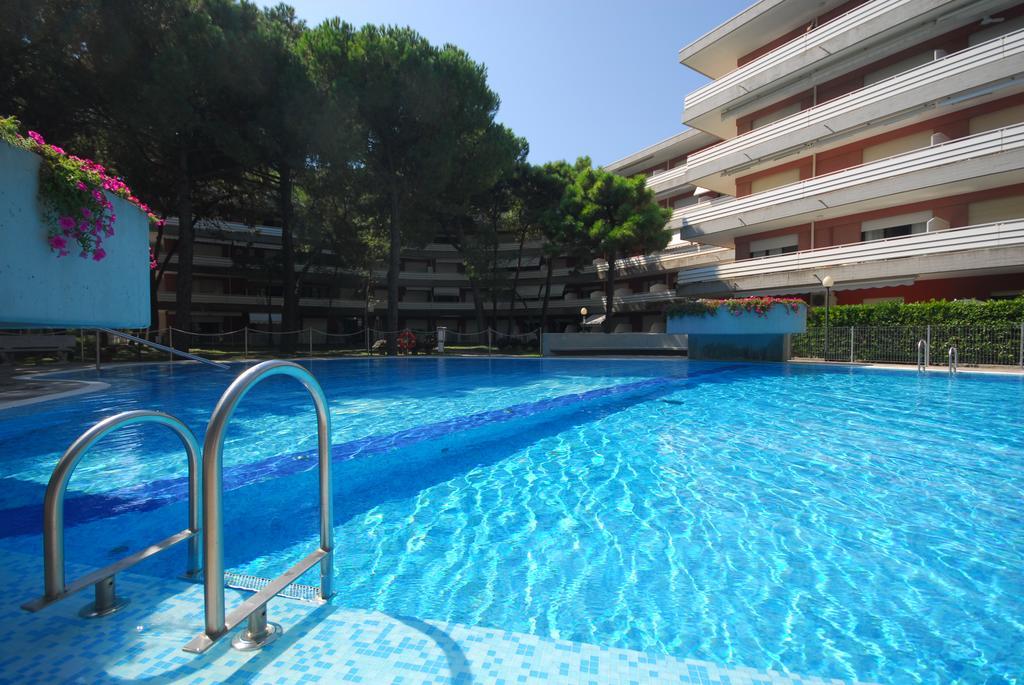 Appartamenti Meridiana Lignano Sabbiadoro Ngoại thất bức ảnh
